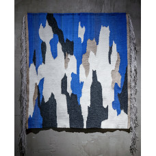 Hele. LIGHT OUT OF THE BLUE. 2022. Handwoven tapestry / wool, linen, recycled cotton, 113 x 152 cm, 110 x 135 cm